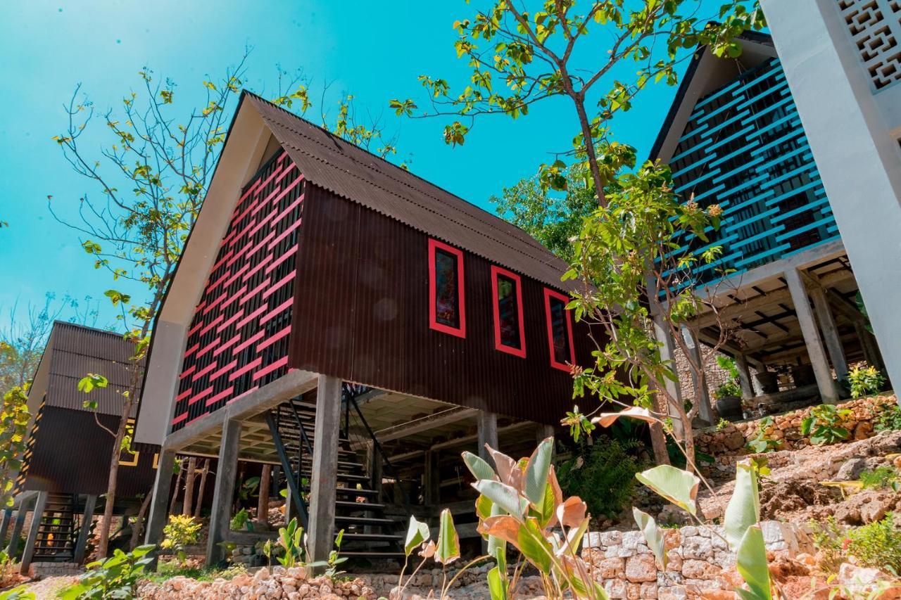 Radika Paradise Villa & Cottage Tepus Exterior photo